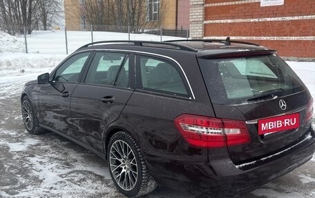 Mercedes-Benz E-Класс, 2010 год, 1 355 000 рублей, 5 фотография