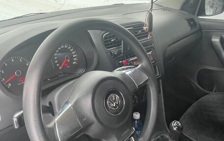 Volkswagen Polo VI (EU Market), 2013 год, 550 000 рублей, 11 фотография