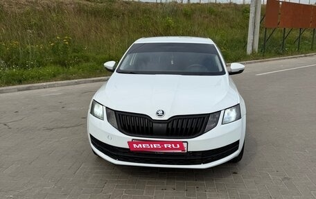 Skoda Octavia, 2018 год, 1 050 000 рублей, 12 фотография