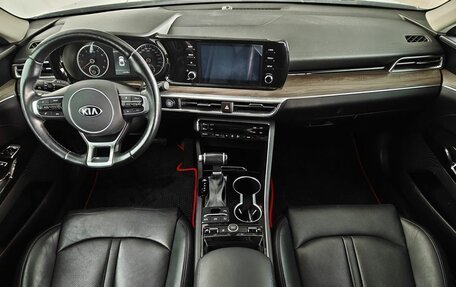 KIA K5, 2020 год, 2 590 000 рублей, 9 фотография