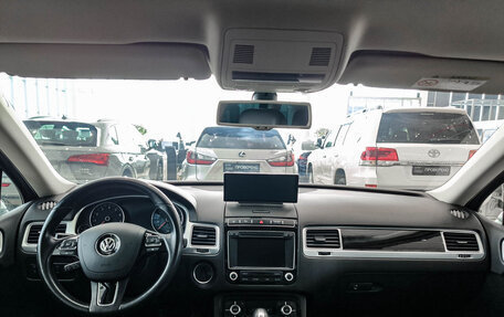 Volkswagen Touareg III, 2015 год, 3 250 000 рублей, 18 фотография