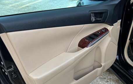 Toyota Camry, 2013 год, 1 820 000 рублей, 21 фотография