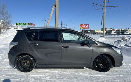 Toyota Verso I, 2010 год, 790 000 рублей, 7 фотография