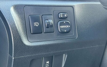 Toyota Verso I, 2010 год, 790 000 рублей, 17 фотография