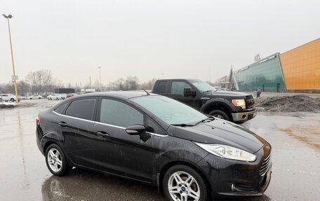 Ford Fiesta, 2015 год, 770 000 рублей, 10 фотография