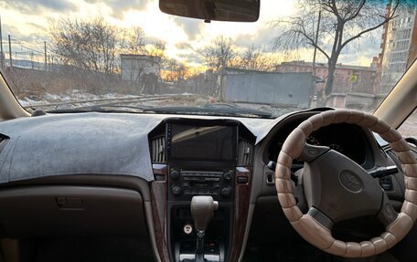 Toyota Harrier, 1998 год, 680 000 рублей, 9 фотография