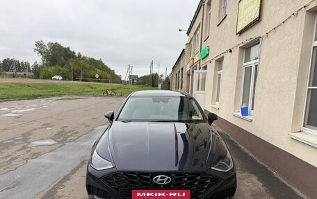 Hyundai Sonata VIII, 2021 год, 2 500 000 рублей, 5 фотография