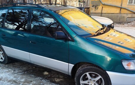 Toyota Ipsum II, 1996 год, 550 000 рублей, 3 фотография