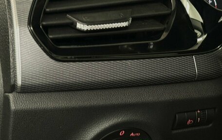 Volkswagen Polo VI (EU Market), 2020 год, 1 850 000 рублей, 9 фотография