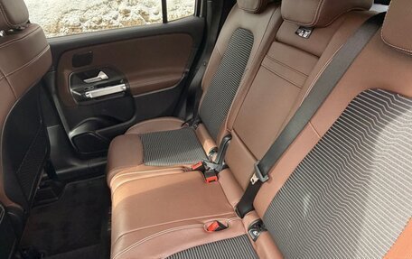 Mercedes-Benz GLB, 2021 год, 4 200 000 рублей, 11 фотография