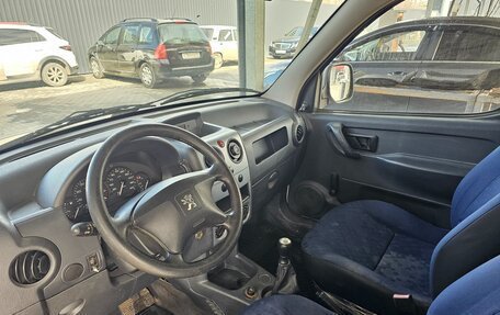 Peugeot Partner II рестайлинг 2, 2011 год, 480 000 рублей, 9 фотография