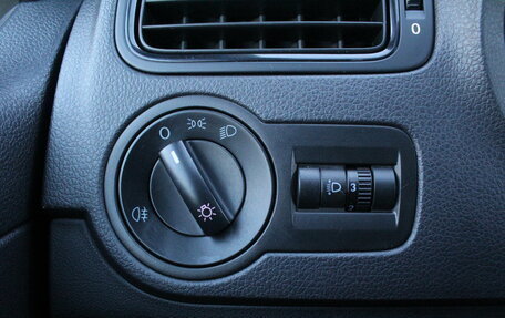 Volkswagen Polo VI (EU Market), 2013 год, 875 000 рублей, 15 фотография