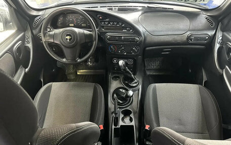 Chevrolet Niva I рестайлинг, 2017 год, 694 220 рублей, 13 фотография