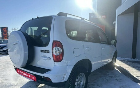 Chevrolet Niva I рестайлинг, 2017 год, 694 220 рублей, 15 фотография