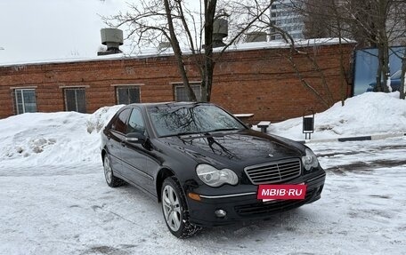 Mercedes-Benz C-Класс, 2004 год, 740 000 рублей, 4 фотография