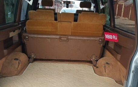 Ford Spectron, 1987 год, 600 000 рублей, 39 фотография