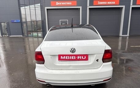 Volkswagen Polo VI (EU Market), 2018 год, 400 000 рублей, 4 фотография