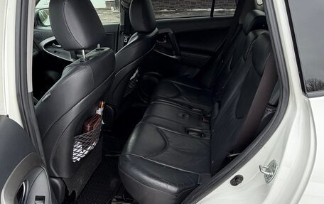 Toyota RAV4, 2011 год, 1 550 000 рублей, 10 фотография