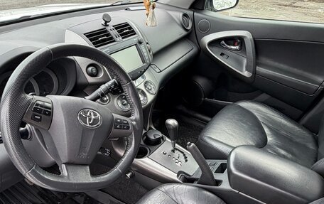 Toyota RAV4, 2011 год, 1 550 000 рублей, 13 фотография