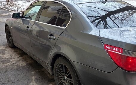 BMW 5 серия, 2005 год, 800 000 рублей, 3 фотография