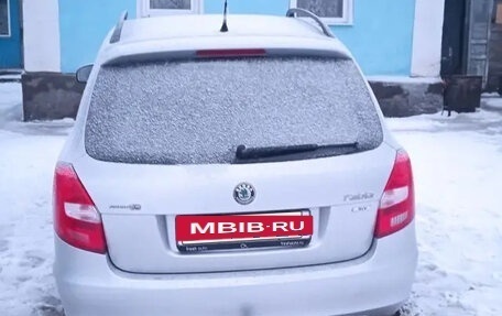 Skoda Fabia II, 2011 год, 550 000 рублей, 4 фотография