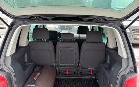 Volkswagen Touran III, 2005 год, 575 000 рублей, 17 фотография