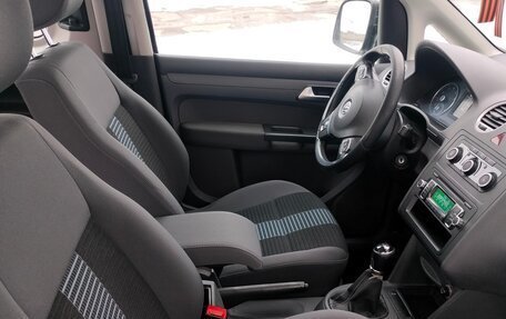 Volkswagen Caddy III рестайлинг, 2013 год, 1 850 000 рублей, 4 фотография