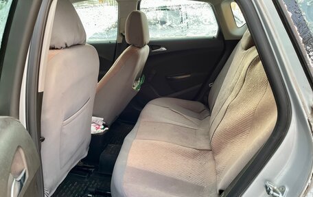 Opel Astra J, 2010 год, 850 000 рублей, 10 фотография