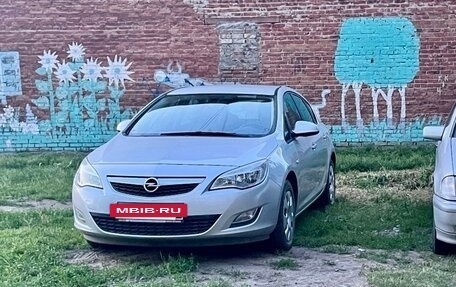 Opel Astra J, 2010 год, 850 000 рублей, 11 фотография