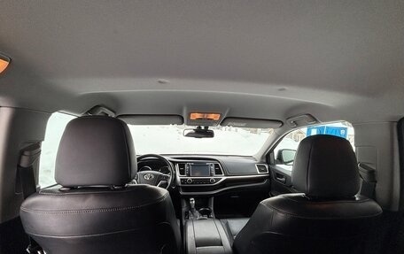 Toyota Highlander III, 2014 год, 2 400 000 рублей, 6 фотография