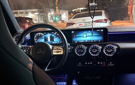Mercedes-Benz CLA, 2019 год, 2 850 000 рублей, 14 фотография