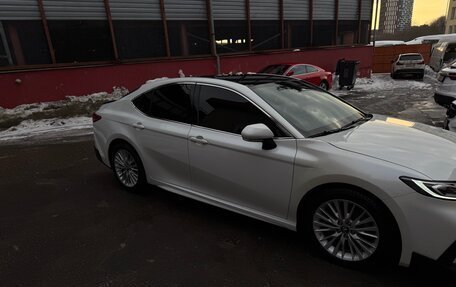 Toyota Camry, 2024 год, 3 800 000 рублей, 5 фотография