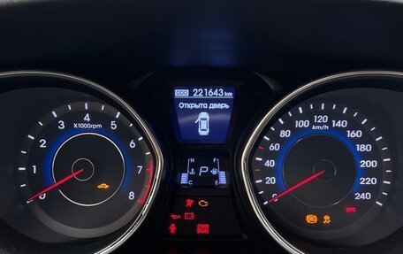 Hyundai Elantra V, 2011 год, 850 000 рублей, 5 фотография