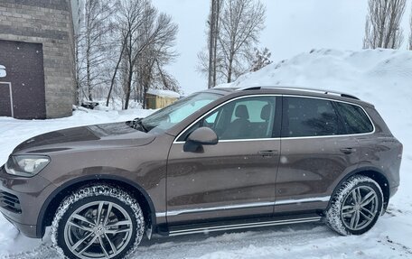 Volkswagen Touareg III, 2011 год, 1 550 000 рублей, 4 фотография