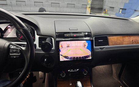 Volkswagen Touareg III, 2011 год, 1 550 000 рублей, 8 фотография