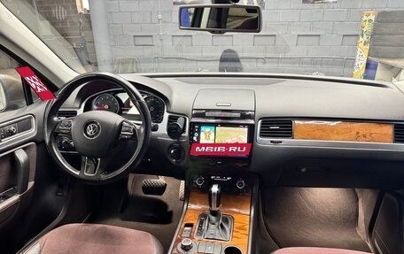 Volkswagen Touareg III, 2011 год, 1 550 000 рублей, 7 фотография