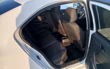 Skoda Rapid I, 2014 год, 860 000 рублей, 4 фотография