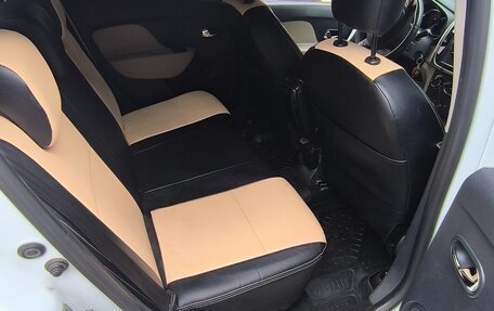 Renault Logan II, 2015 год, 1 100 000 рублей, 5 фотография