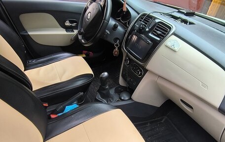 Renault Logan II, 2015 год, 1 100 000 рублей, 7 фотография