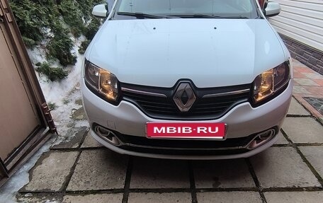 Renault Logan II, 2015 год, 1 100 000 рублей, 2 фотография