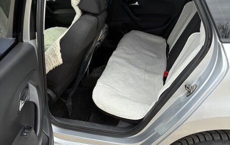 Volkswagen Polo VI (EU Market), 2011 год, 870 000 рублей, 11 фотография