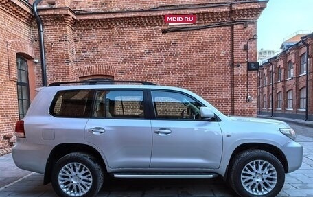 Toyota Land Cruiser 200, 2008 год, 2 550 000 рублей, 6 фотография