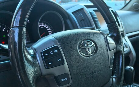 Toyota Land Cruiser 200, 2008 год, 2 550 000 рублей, 28 фотография