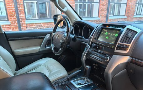 Toyota Land Cruiser 200, 2008 год, 2 550 000 рублей, 33 фотография