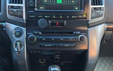 Toyota Land Cruiser 200, 2008 год, 2 550 000 рублей, 31 фотография