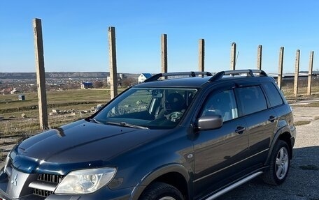 Mitsubishi Outlander III рестайлинг 3, 2006 год, 820 000 рублей, 2 фотография