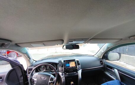 Toyota Land Cruiser 200, 2012 год, 3 450 000 рублей, 2 фотография