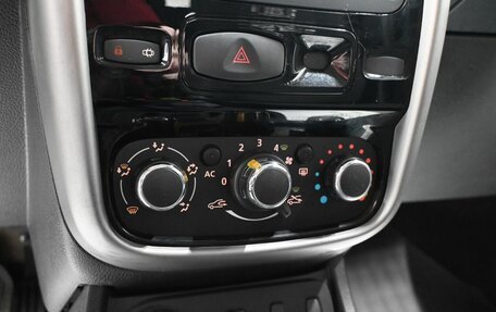 Renault Duster I рестайлинг, 2014 год, 1 095 000 рублей, 16 фотография