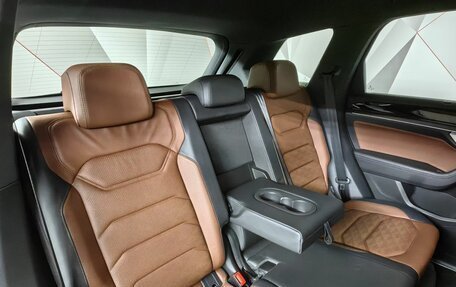 Volkswagen Touareg III, 2022 год, 6 600 000 рублей, 17 фотография