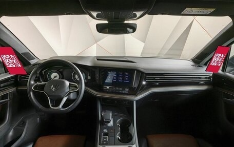 Volkswagen Touareg III, 2022 год, 6 600 000 рублей, 14 фотография